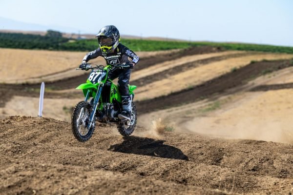 Kawasaki-KX65-KX85-Plus-y-KX250