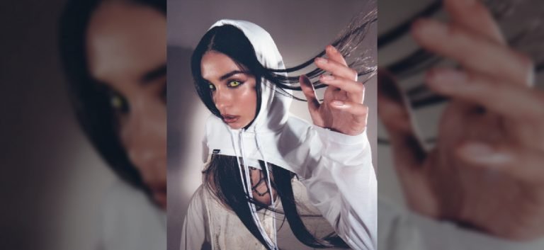 Natalia Lacunza estrena «Intro(duro)»