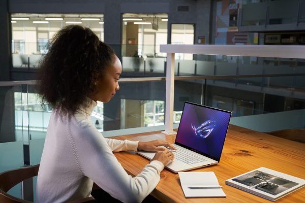 ASUS