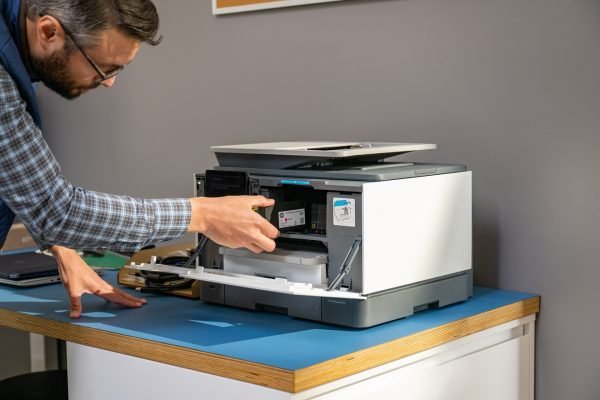 HP potencia la productividad y la sostenibilidad de las pymes con su nueva serie de impresoras HP OfficeJet Pro impresora-HP